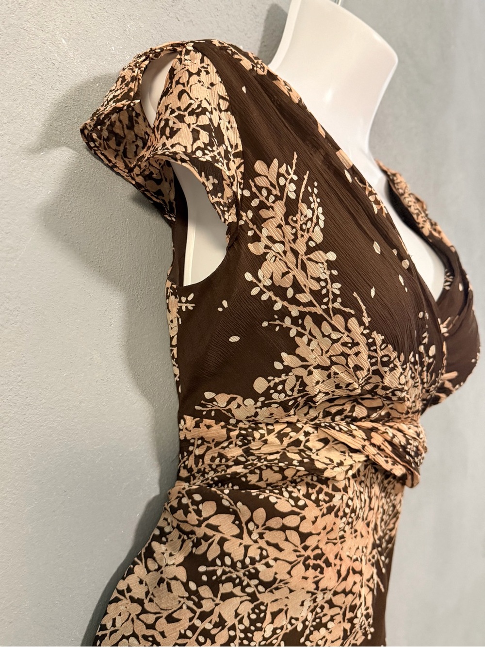 Ann Taylor 100% Silk Floral Chiffon Midi Dress (Size 0) - Picture 5 of 10